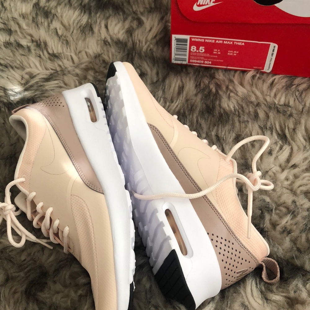 nike thea air max